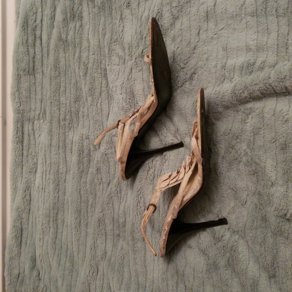 SERGIO ROSSI HEELS - Picture 4 of 8